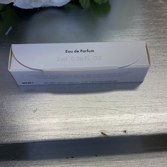 💯AUTHENTIC Louis Vuitton 2ML Perfume Vial - Picture 2 of 6